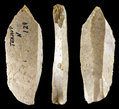 Dihedral burin from Couze Valley, France.