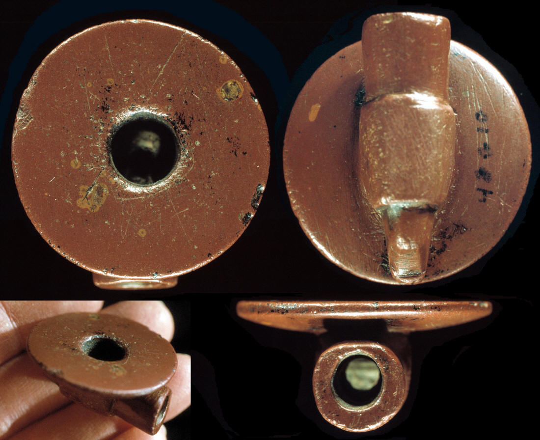 Oneota culture disc pipe, found in Missouri.