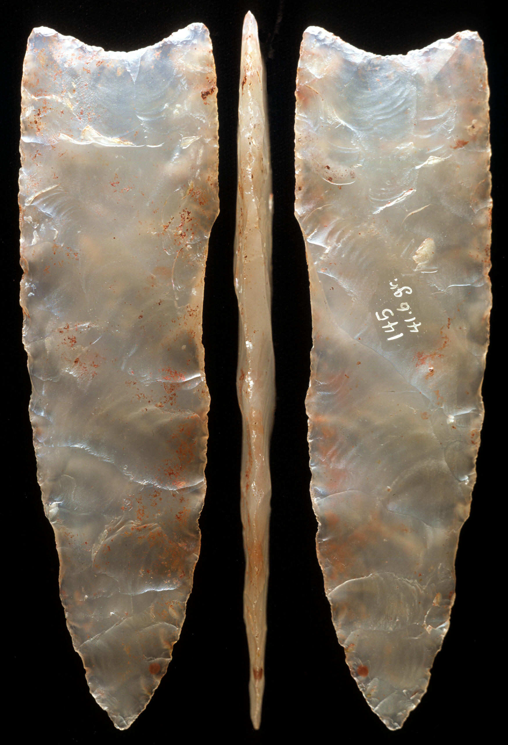 Clovis point made of Utah agate from the Fenn cache.