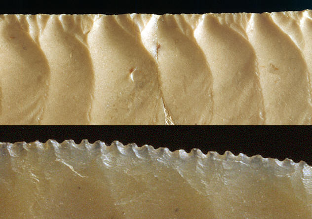 Ripple flaked and serrated edges on Gerzean knives.