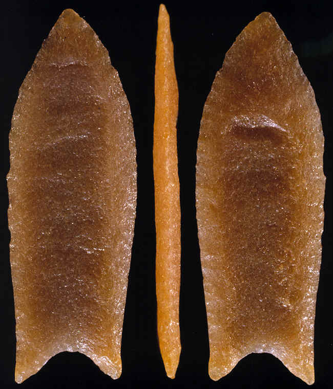 Folsom point made of orange Hixton.