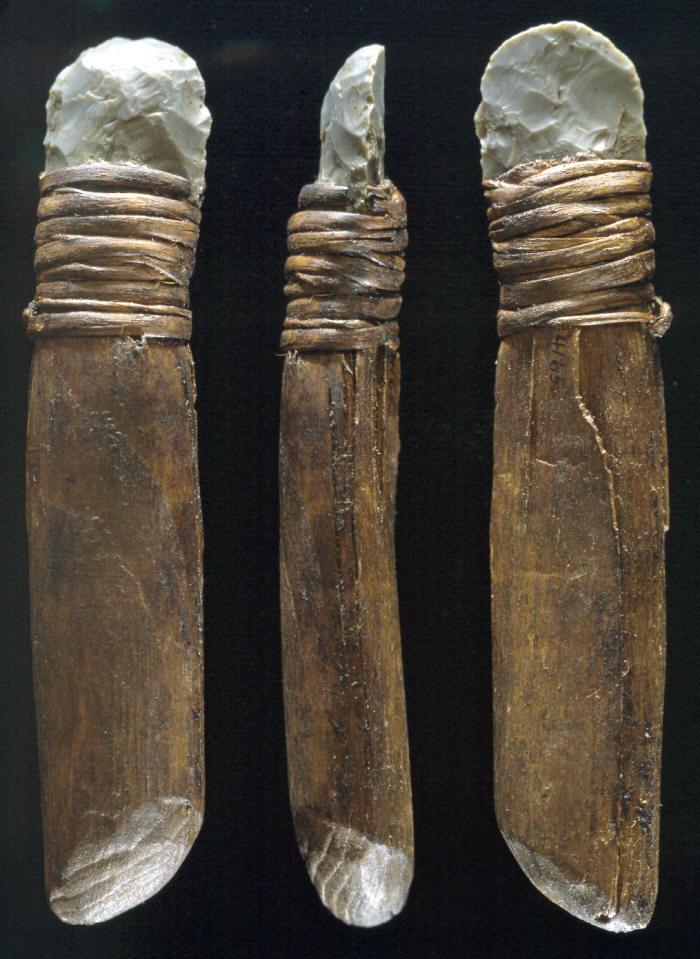 Thule culture hafted end-scraper.