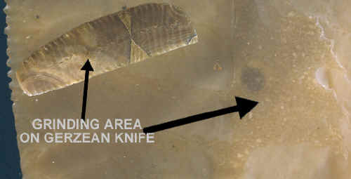 Magnified view of surface grinding on Gerzean Knife.