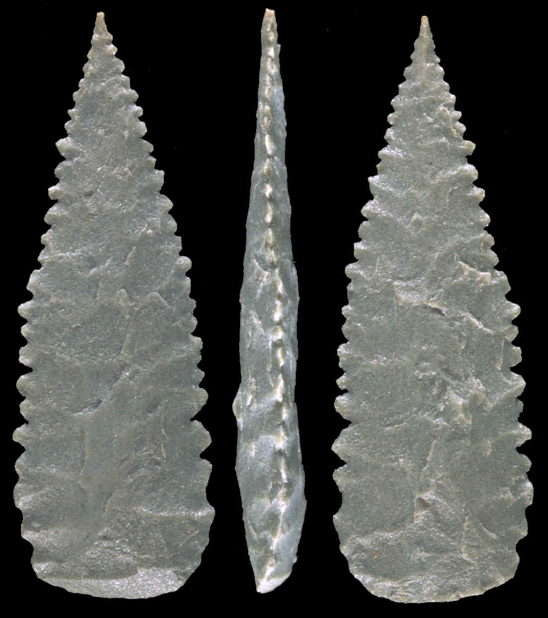 Kimberley spear point made of gray quartzite.