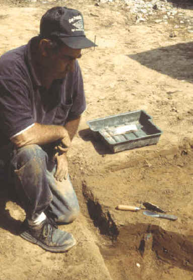 Phil Stratton discovers a fragment of a Cumberland point.